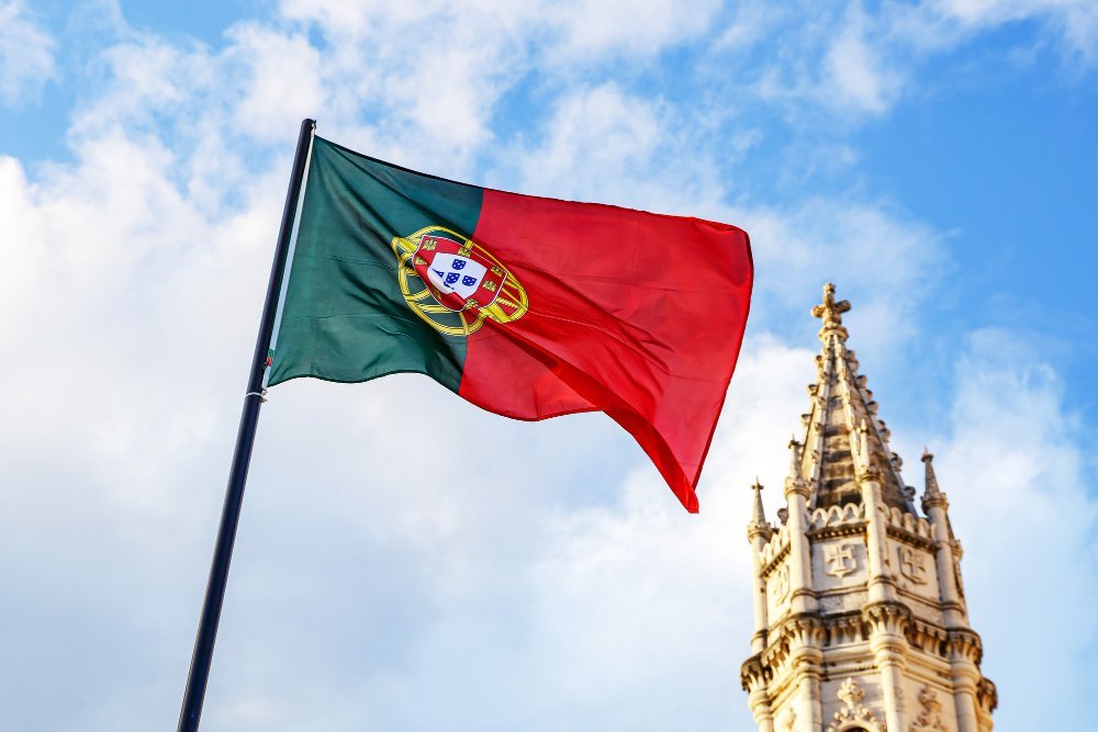 asian-immigrants-in-portugal-rally-against-long-waits-for-residence-permits.jpg