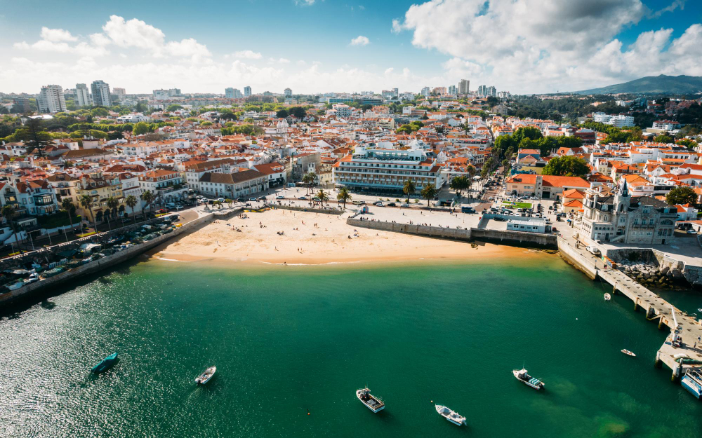portugals-algarve-expects-tourism-recovery-in-summer-2022-despite-war-uncertainty