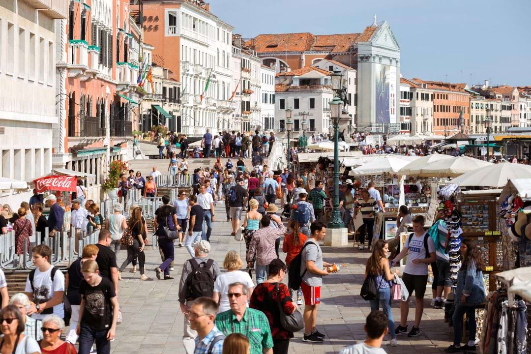 portugal-ranks-as-one-of-most-sought-after-destinations-by-residents-and-foreigners